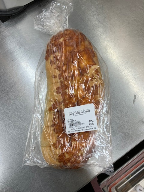 Store Baked Garlic Cheese Pull Aparts